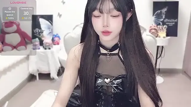 -EEBABY from StripChat is Freechat