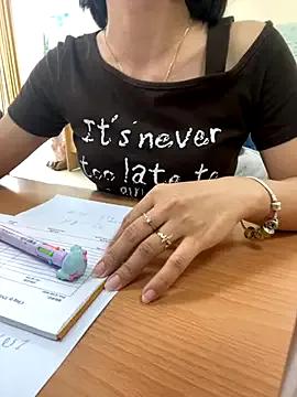 -NhaKy22 from StripChat is Freechat