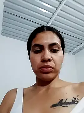 02julieta from StripChat is Freechat