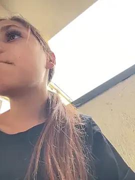 18teengirl3 from StripChat is Freechat