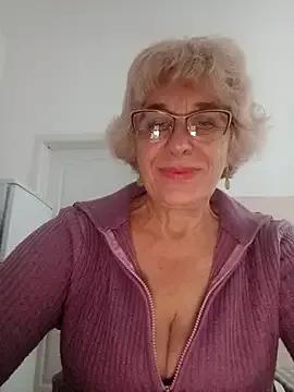 52MiaLove02 from StripChat is Freechat