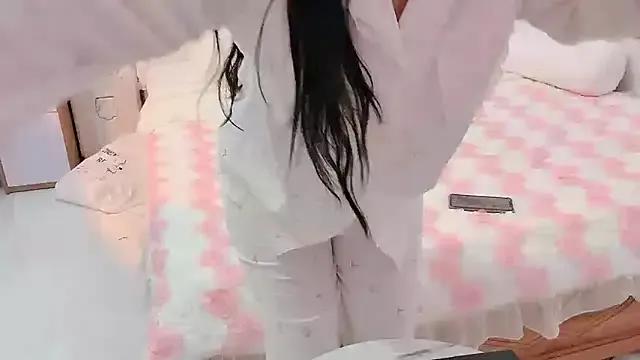 _____Lunaa_____ from StripChat is Freechat