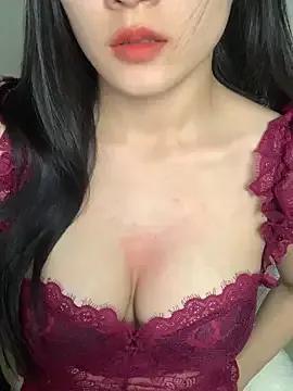___Lily___ from StripChat is Freechat