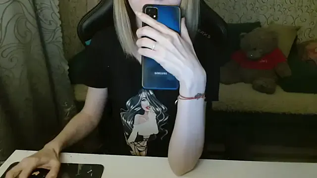 Girls: try live performances with matured performers, from dancing to quirks, in a variety of beautiful sex cams.