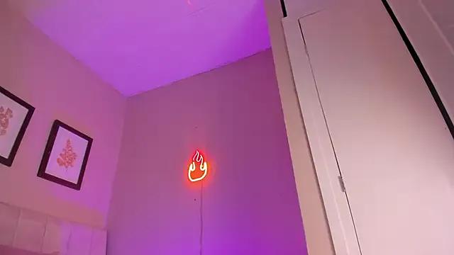 _alison_c from StripChat is Freechat