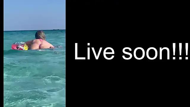 _Allie_ from StripChat