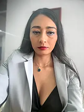 _Bella-Office1 from StripChat is Freechat