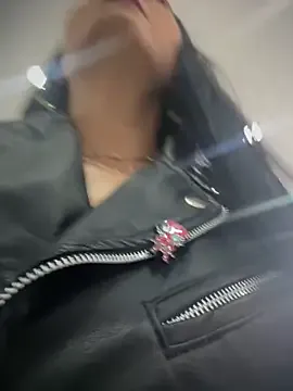 _Bella-Office1 from StripChat is Freechat