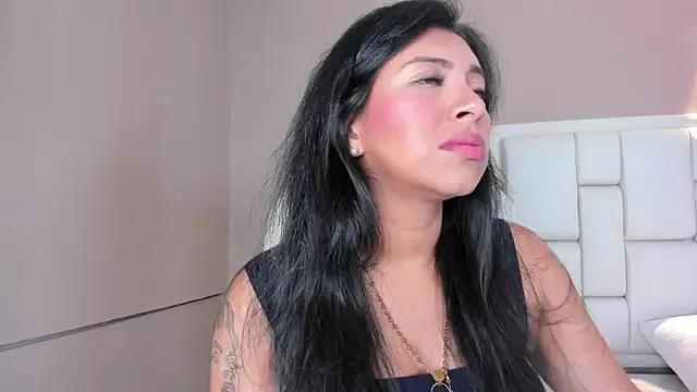_BunnyNaugthy from StripChat is Freechat