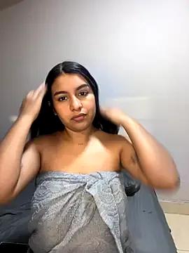 _Chloe_Smith from StripChat is Freechat