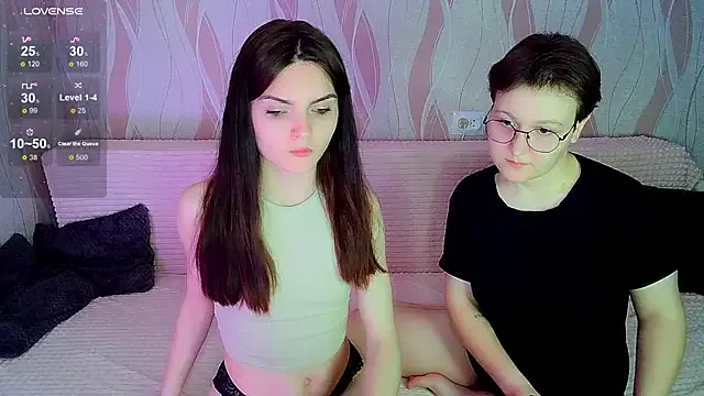 Girls: try live performances with matured performers, from dancing to quirks, in a variety of beautiful sex cams.