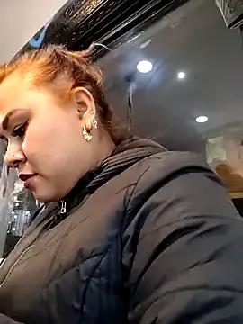 _Emily-1 from StripChat is Freechat