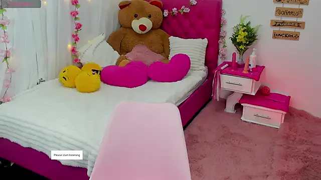 _Just_Maria from StripChat is Freechat