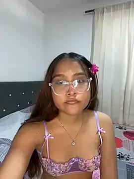 _lizzybrit_ from StripChat is Freechat