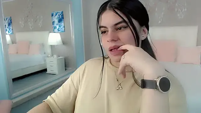 _Maddison_Ivanova_ from StripChat is Freechat