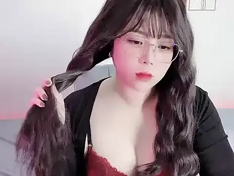 _Mia_Chubby from StripChat is Freechat