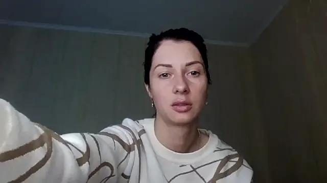 _Miss_Marion_ from StripChat is Freechat