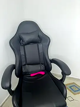 _Pamela_1 from StripChat is Freechat