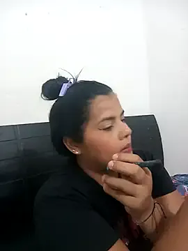 _QueenSofia_ from StripChat is Freechat