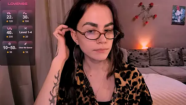 Girls: try live performances with matured performers, from dancing to quirks, in a variety of beautiful sex cams.