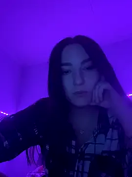 _Sinara_ from StripChat is Freechat