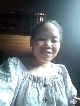 _YooY_ from StripChat is Freechat