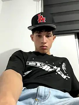 Adam_Loveee from StripChat