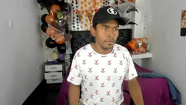 Adam_Morgan2 from StripChat is Freechat