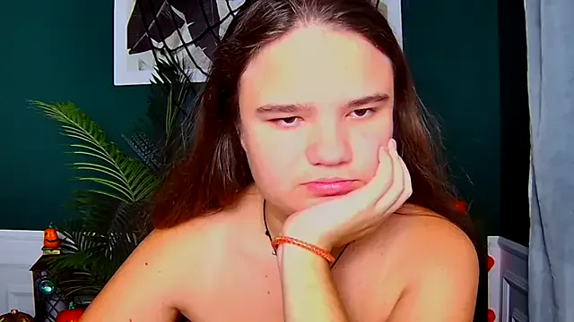 AdeleCruz from StripChat is Freechat