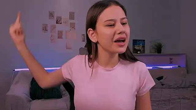 adelle046 from StripChat is Freechat