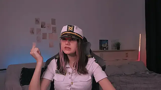 Girls: try live performances with matured performers, from dancing to quirks, in a variety of beautiful sex cams.