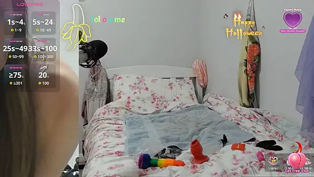 AdonisBlossoms from StripChat is Freechat