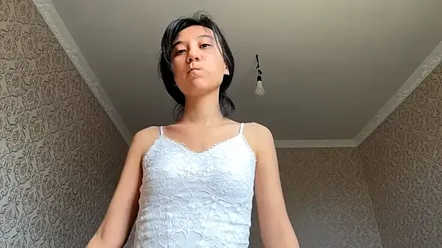 AdrienLanson from StripChat is Freechat