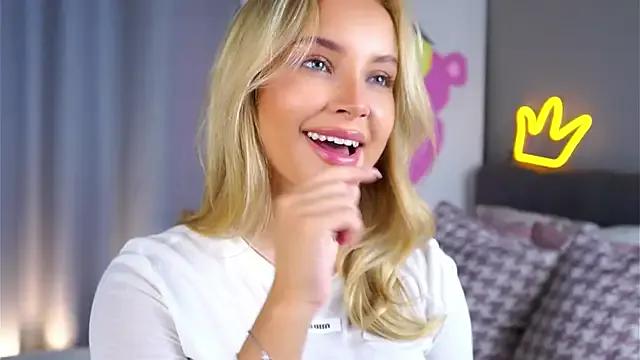 AftonConnett from StripChat is Freechat