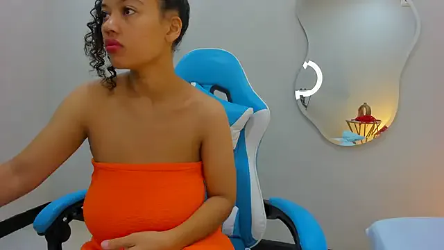 agata18_ from StripChat is Freechat