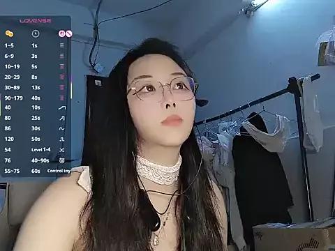 Aimi-bb from StripChat