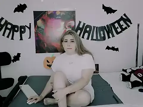 Aisha-Smith69 from StripChat is Freechat