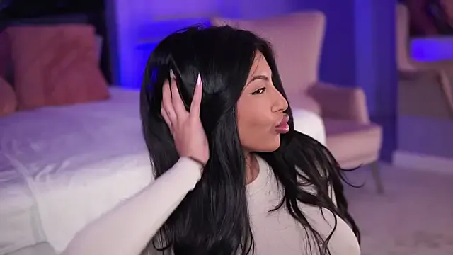 AishaaDevoe from StripChat