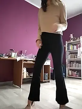 Girls: try live performances with matured performers, from dancing to quirks, in a variety of beautiful sex cams.