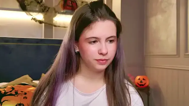 Akira_Halls from StripChat is Freechat