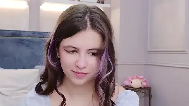 Akira_Halls from StripChat is Freechat