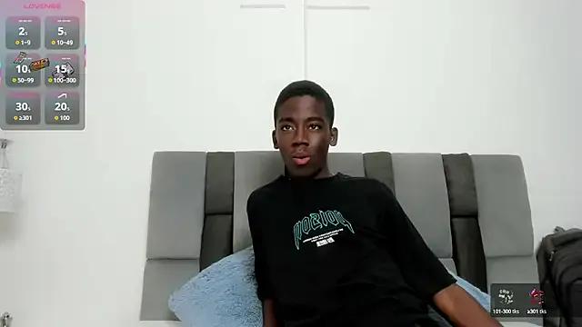 Alan_blacke from StripChat is Freechat