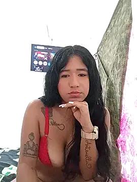 alana_dymond from StripChat is Freechat