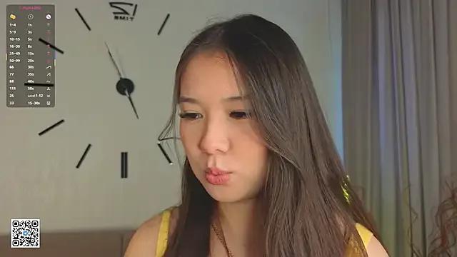 AlberthaEscue from StripChat is Freechat