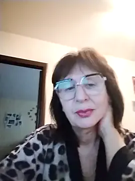 AlbinaXPretty from StripChat