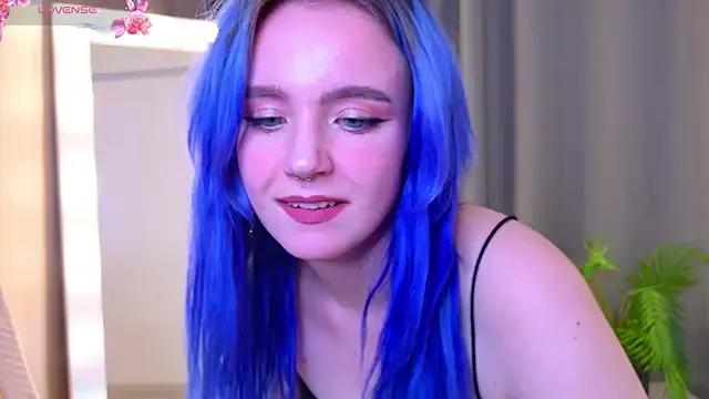 AleksaHart from StripChat is Freechat