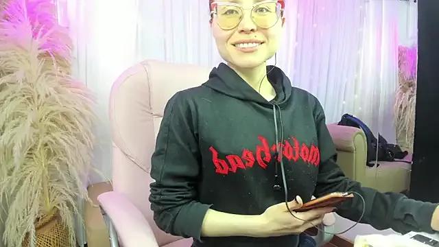 Girls: try live performances with matured performers, from dancing to quirks, in a variety of beautiful sex cams.