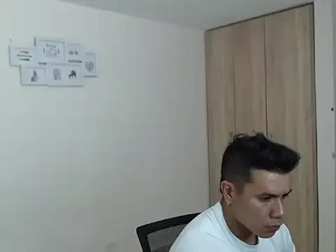 Girls: try live performances with matured performers, from dancing to quirks, in a variety of beautiful sex cams.