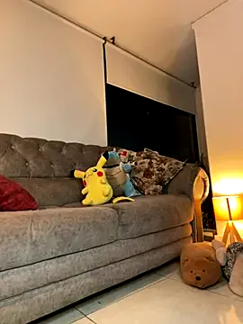 alessia_iris19 from StripChat is Freechat