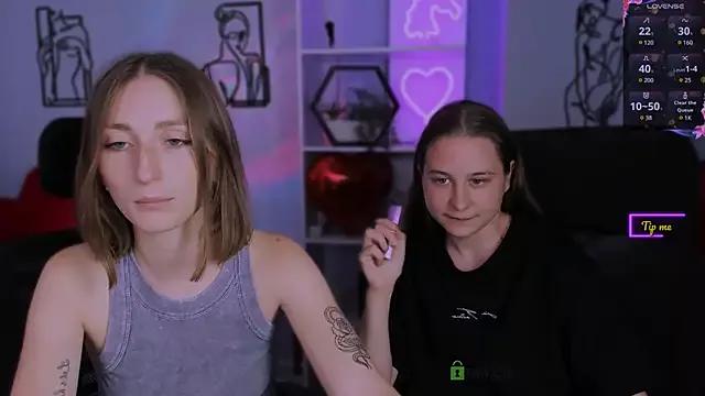 Girls: try live performances with matured performers, from dancing to quirks, in a variety of beautiful sex cams.